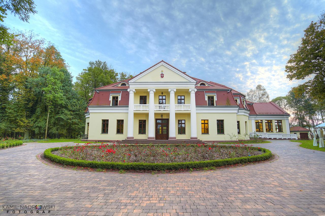 Dwor Slupia Hotel Zarzecze  Szoba fotó